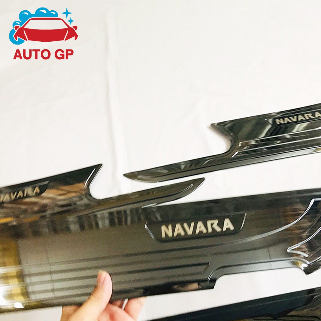 Bộ ốp tapli cánh cửa xe NISSAN NAVARA chất liệu thép mạ TITAN, Tap-li chống trầy xước cánh cửa – AUTO GP