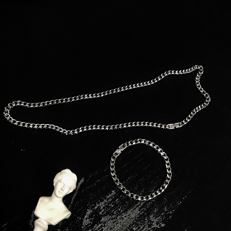 Vòng đeo tay bằng thép titan thiết kế phong cách hiphop đường phố cá tính