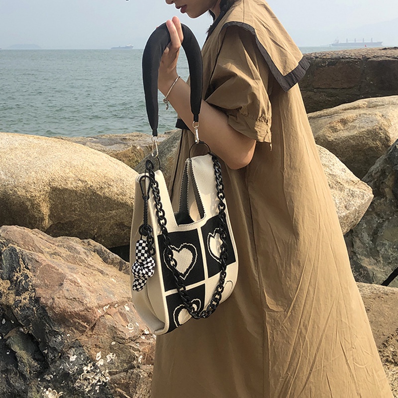 Túi Tote Đan Sợi Xích Màu Đen Phong Cách Nhật Bản Thời Trang 2022 Cho Mẹ Và Bé