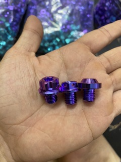Ốc chân kiếng GR5 cho mọi dòng xe