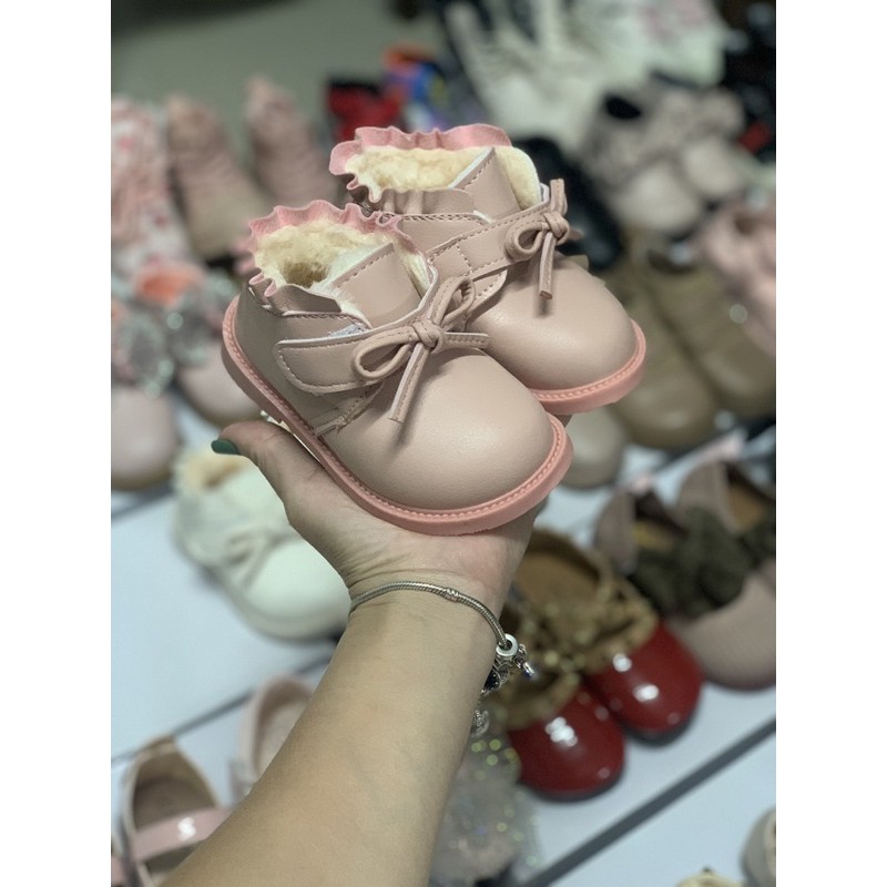 Boot nhún nơ lót lông cho be gái