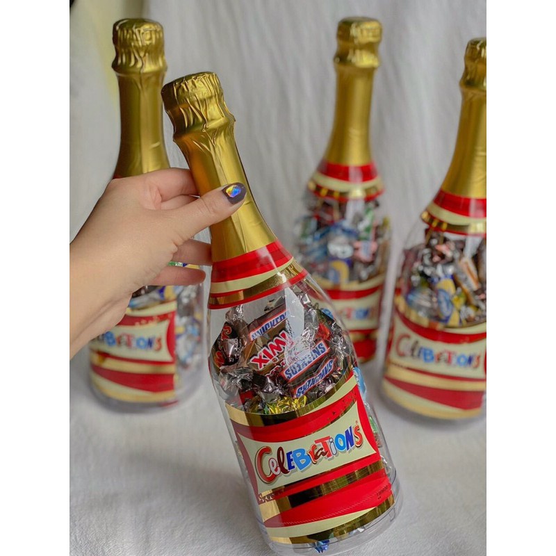 Kẹo Socola Celebration hình chai rượu 312g hàng Đức