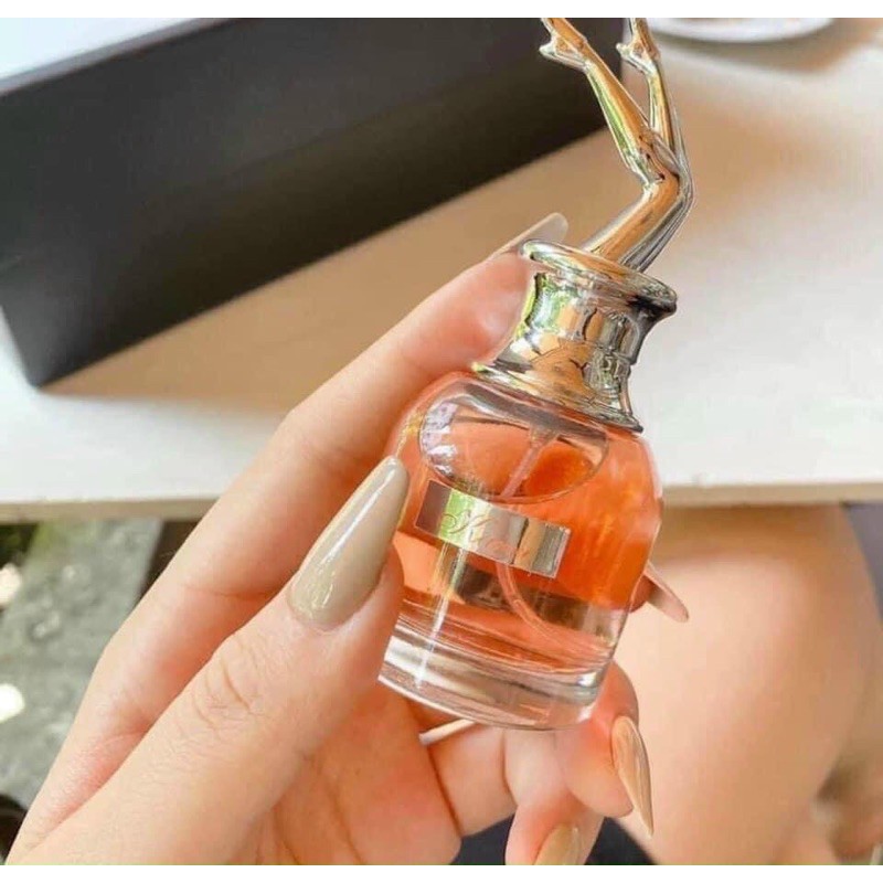 Nước hoa karri [FREESHIP] Nước Hoa Nữ Đôi Chân Hoa Hậu Mùi Thơm Lâu Quyến Rũ Karri - TOTODA