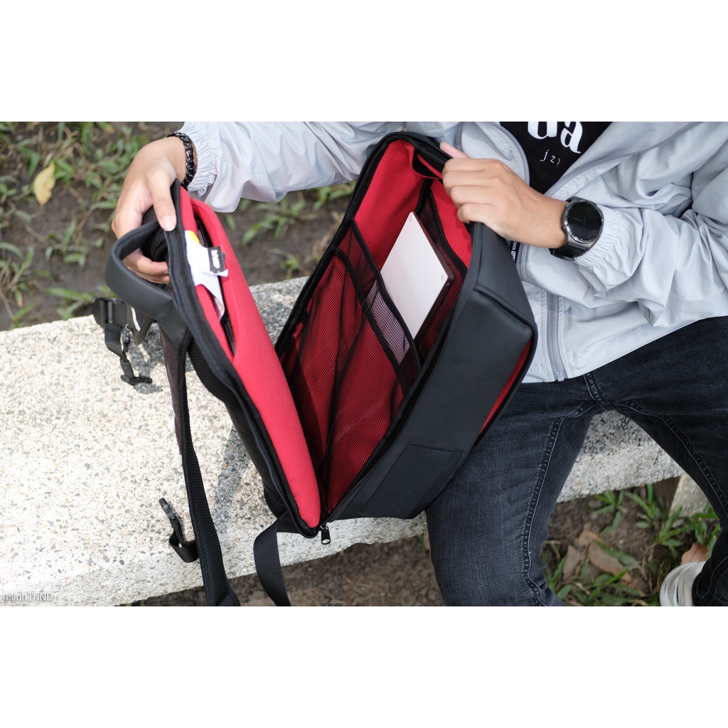 Balo chính hãng xe máy GIVI CIT01 kháng nước đựng vừa laptop 15&quot;