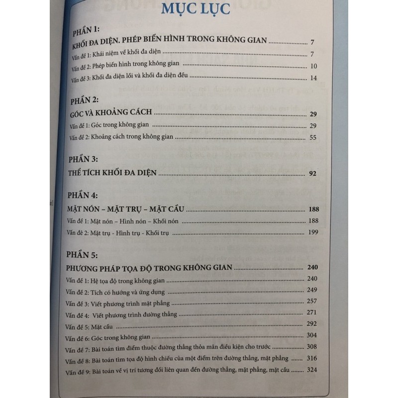 Sách - Chinh phục kỳ thi THPT trắc nghiệm môn Toán, hình học không gian cổ điển và phương pháp tọa độ trong không gian