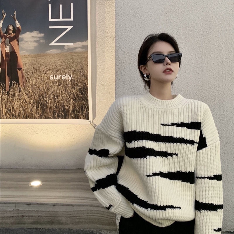 Áo vải len tay dài cổ tròn màu sắc tương phản phong cách Hàn Quốc