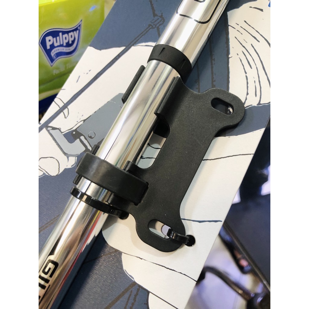 Pát Gắn Ống Bơm Gắn Trên Xe Đạp