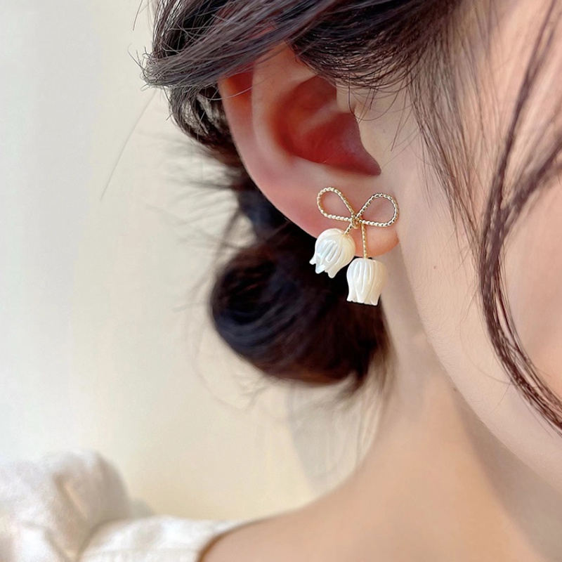 Bông Tai Hình Hoa Tulip Đính Ngọc Trai Nhân Tạo Thời Trang