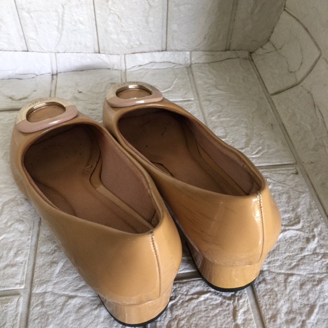 Size 36.   Mới 80%. Chính hãng VASCARA. GIÀY BÚP BÊ NỮ