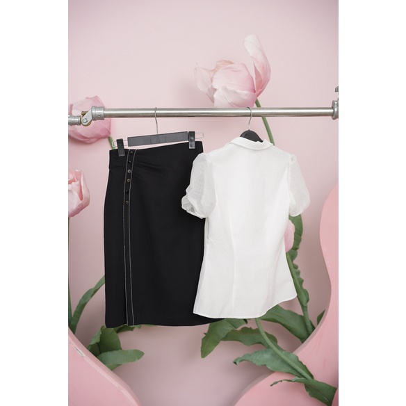 Áo sơ mi trắng thêu hoa Rimmy Hebe Shirt