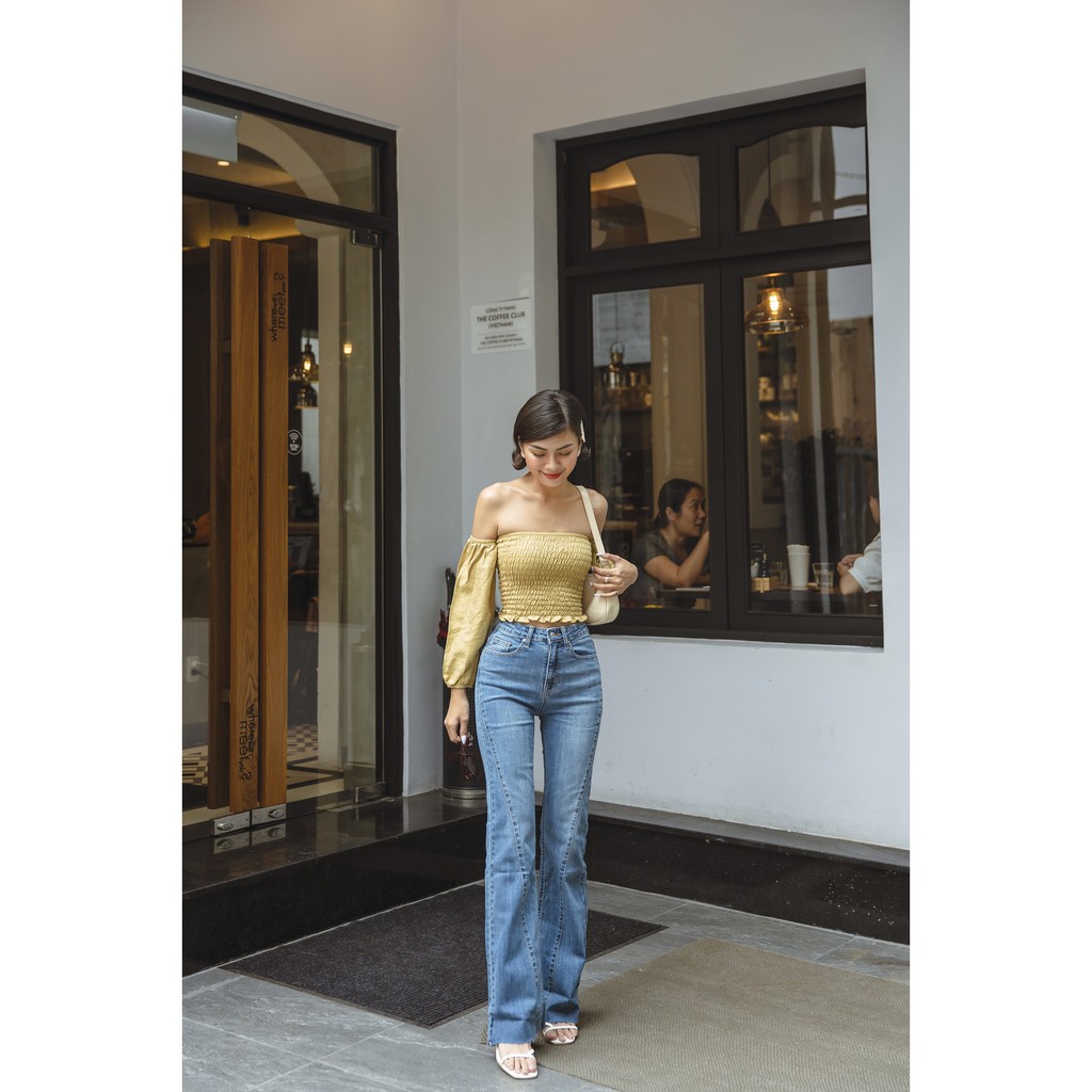 Áo thun chỉ có tay