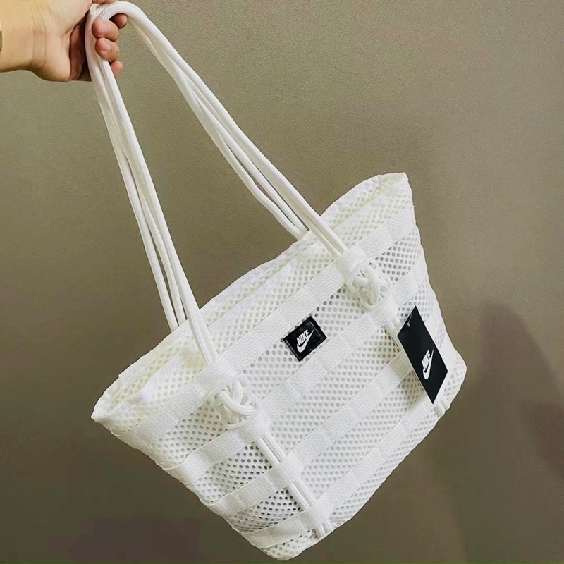 TNS - Túi tote khoá zip miệng túi vừa laptop hottrend Nikkie tote bag-chất liệu siêu bền màu trắng phối lưới