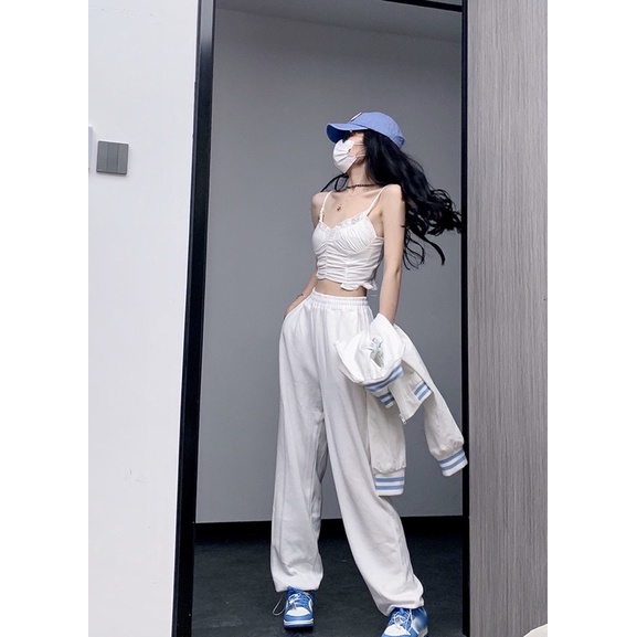 Áo Khoác Bomber Tiệm Vải Xinh  Set Áo Khoác Bomber Trắng Mix Quần Nỉ Ống Rộng AK004