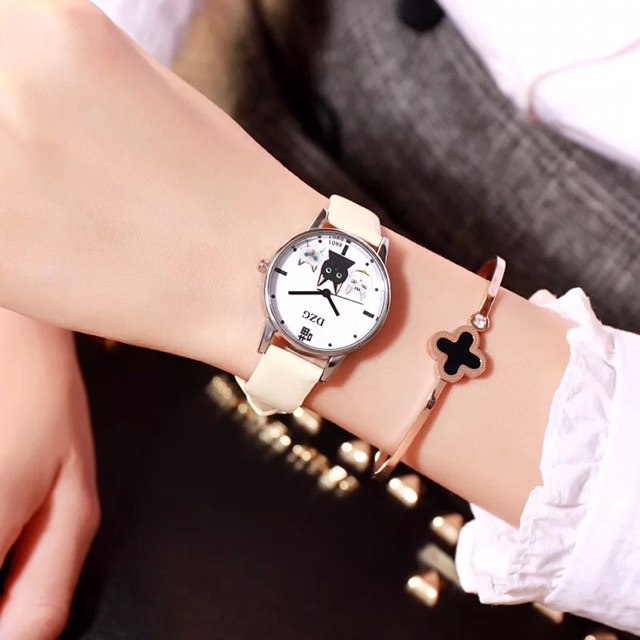 (New arrival- đồng hồ Tam Miu) Đồng hồ nữ DZG a3 dây da mặt 3 con mèo dễ thương | BigBuy360 - bigbuy360.vn