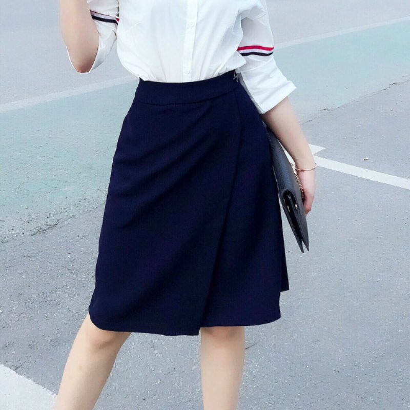Chân váy A vạt chéo