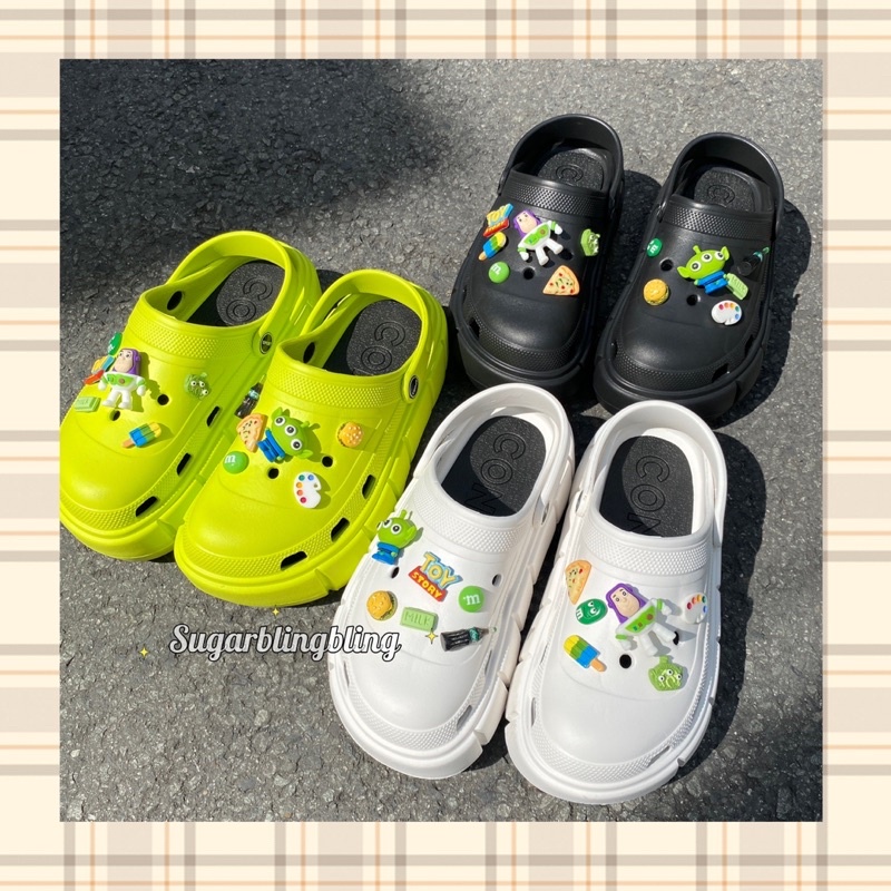 Dép crocs đế cao tặng kèm jibits toy story | Sugarblingbling