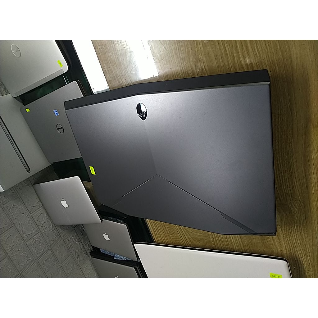 Laptop Gaming Dell Alienware 17  chiến game xử lý đồ họa cực mạnh mẽ