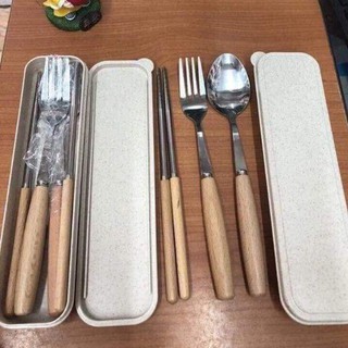 Bộ đũa, thìa, dĩa cán gỗ sồi hộp đựng lúa mạch