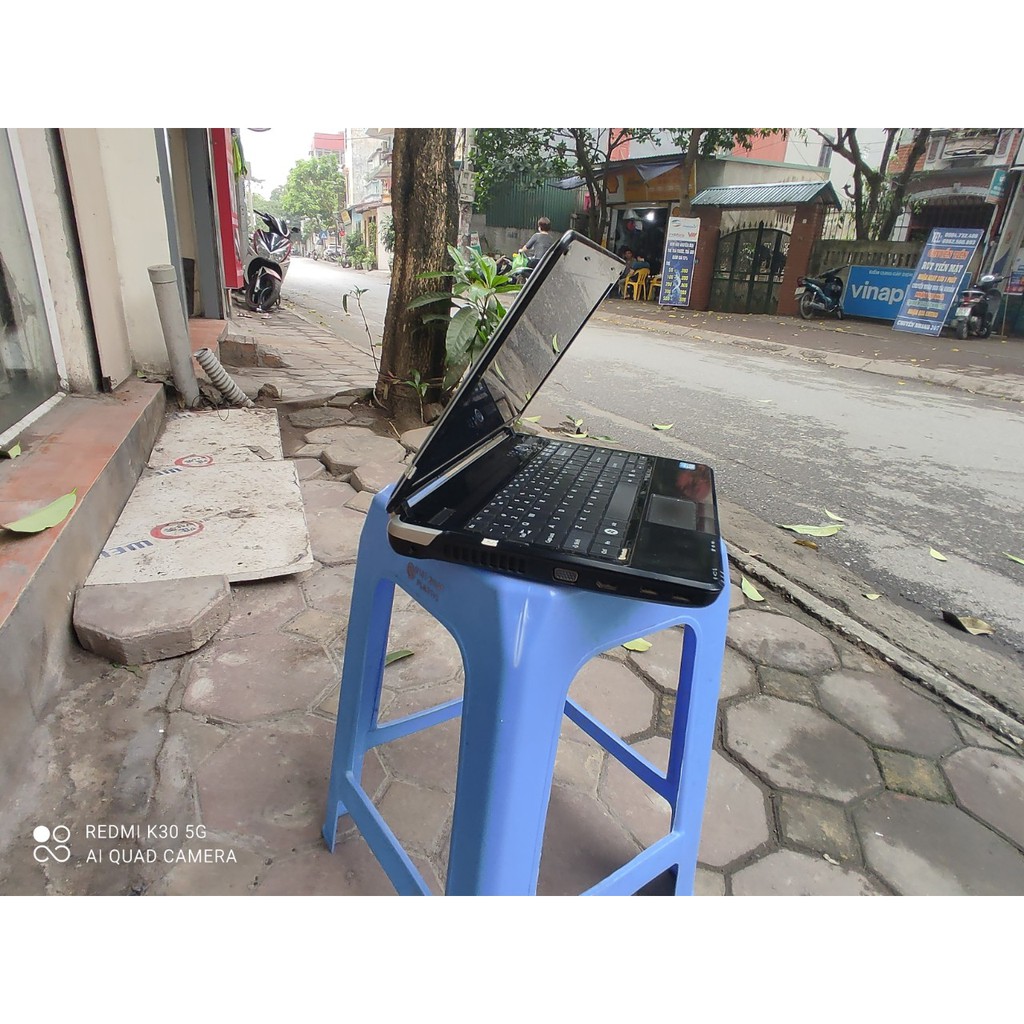 Laptop Fujitsu , chíp i5  ram 4G  màn hình 14 inch . Máy của Japan rất bền cấu hình cao đủ để xử lý mọi công việc