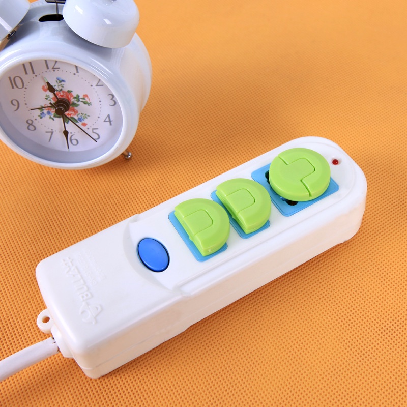 Nút bịt ổ điện chống giật loại 2 chân , 3 chân an toàn cho bé có quai cầm - Miếng bịt ổ điện cao cấp