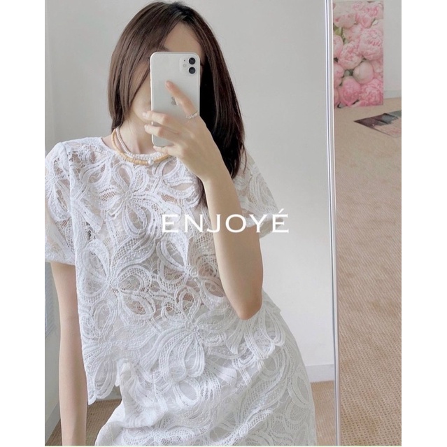 Set trắng ren nổi cv