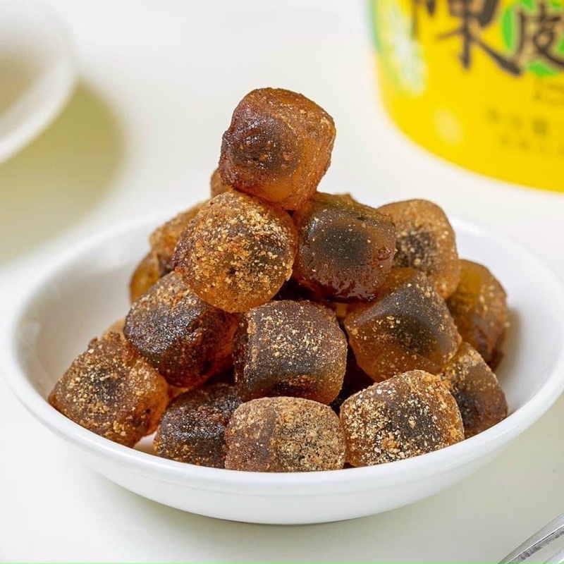Kẹo dẻo Ômai chanh muối hộp 238g/218g