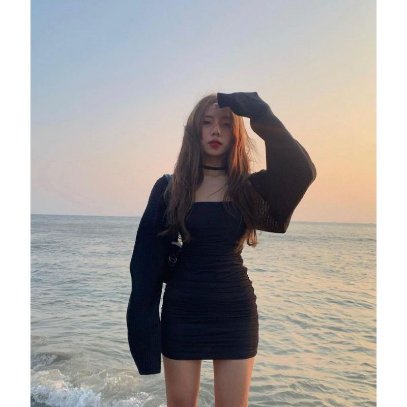 Set Body Nhún Hông Hai Dây Kèm Áo Khoác Ngoài