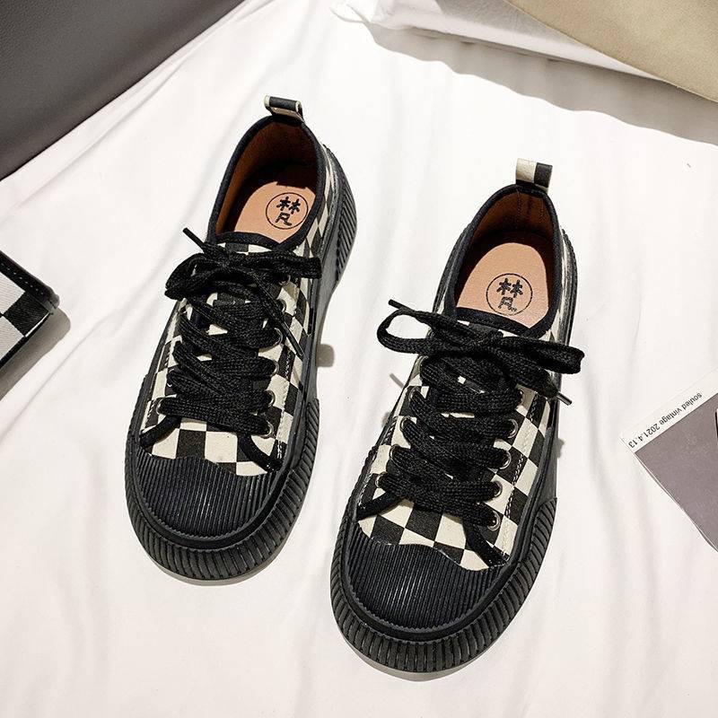 Giày sneaker bigsize thể thao nữ độn đế sọc caro phong cách học sinh Hàn quốc BRATINA G010