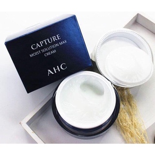 Kem Dưỡng AHC Capture Moist Solution Xanh 50ml - Dưỡng Ẩm, Chống Lão Hóa, Xuất Xứ Hàn Quốc