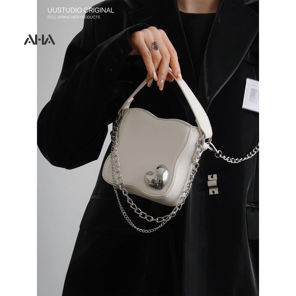Túi xách AHA official mini dáng vuông thiết kế kiểu hoa phối dây xích thời trang cho nữ