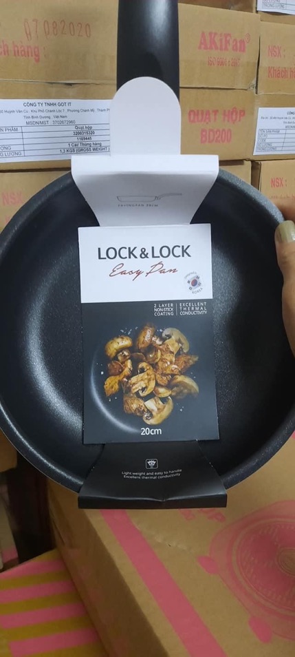 Chảo chống dính 20cm Lock and Lock