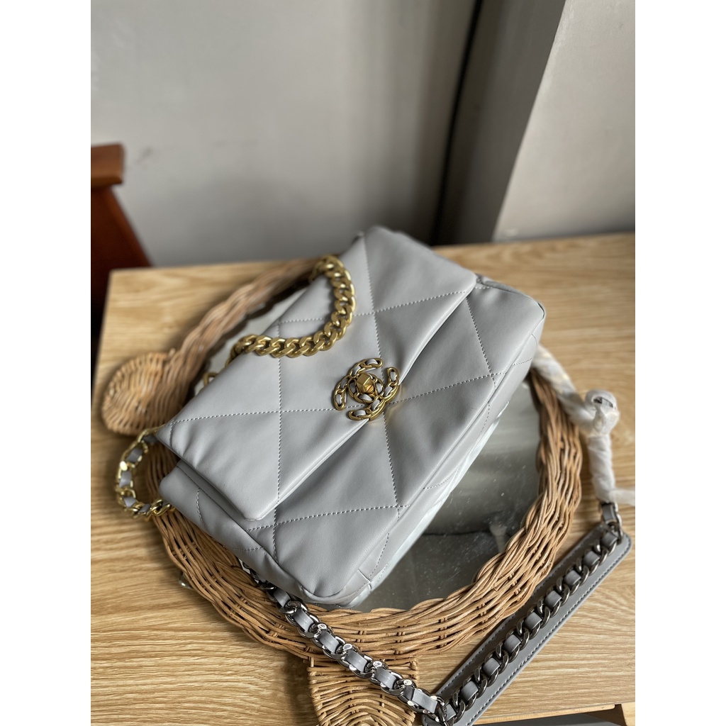 Túi nắp gập dây xích màu xám size 26cm full box