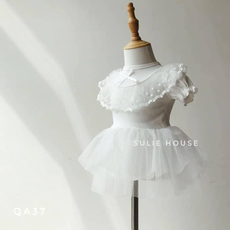 Body váy xòe ren kèm băng đô - QA37