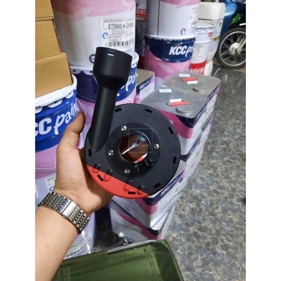 Chụp hút bụi lắp máy mài cầm tay D100mm. Ngăn bụi khi thi công mài, có khay tháo lắp khi mài góc chân tường