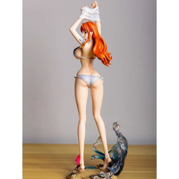 Mô hình figure Nami trong series One Piece