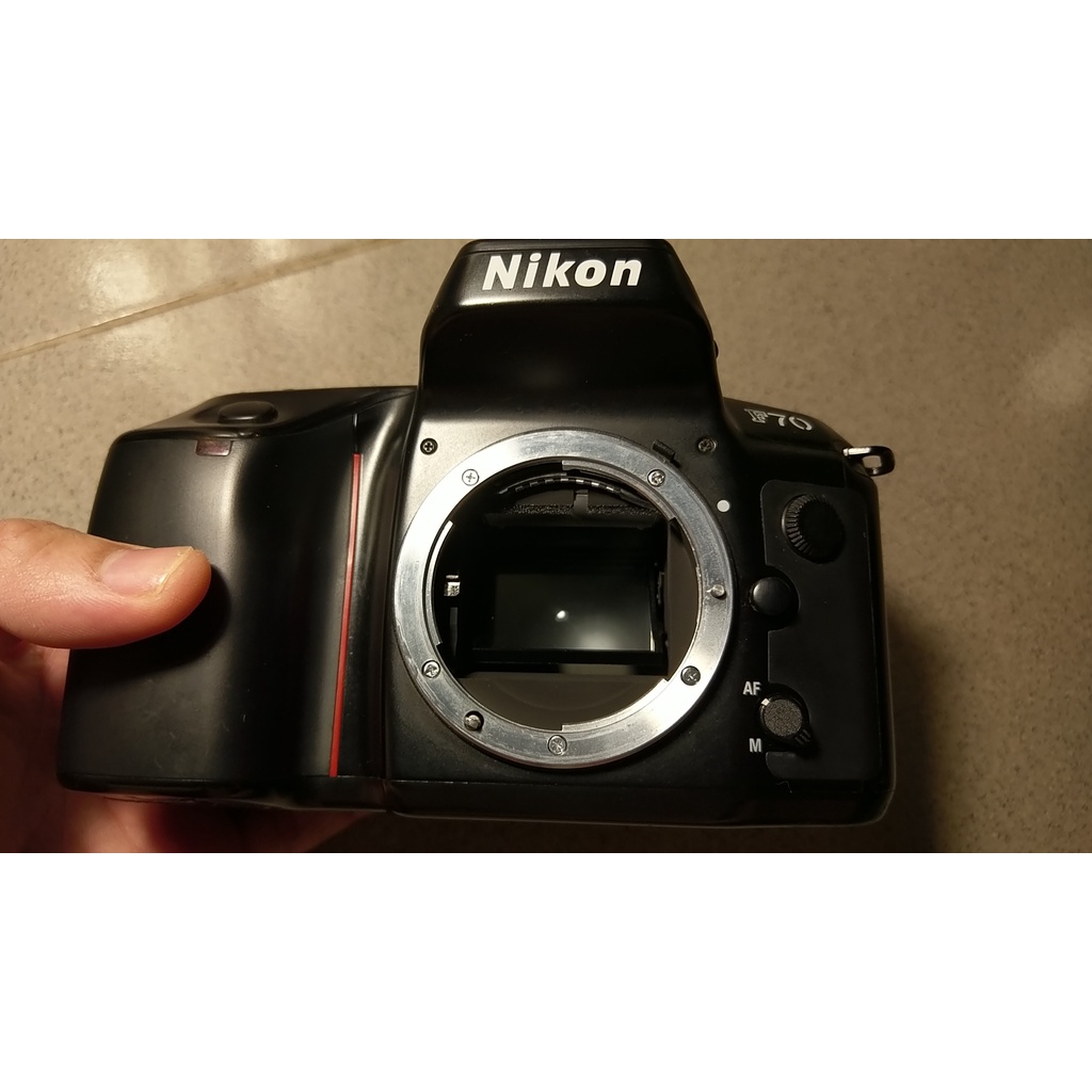 MÁY ẢNH FILM F70