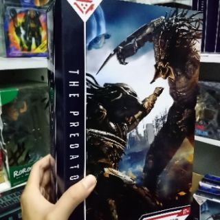 Mô hình Neca Assassin Predator