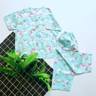Pyjama tay ngắn cho bé họa tiết kỳ lân Unicorn xanh, vải thô lụa Hàn 100% cotton mịn mát. Pijama cho bé từ 10 -45Kg