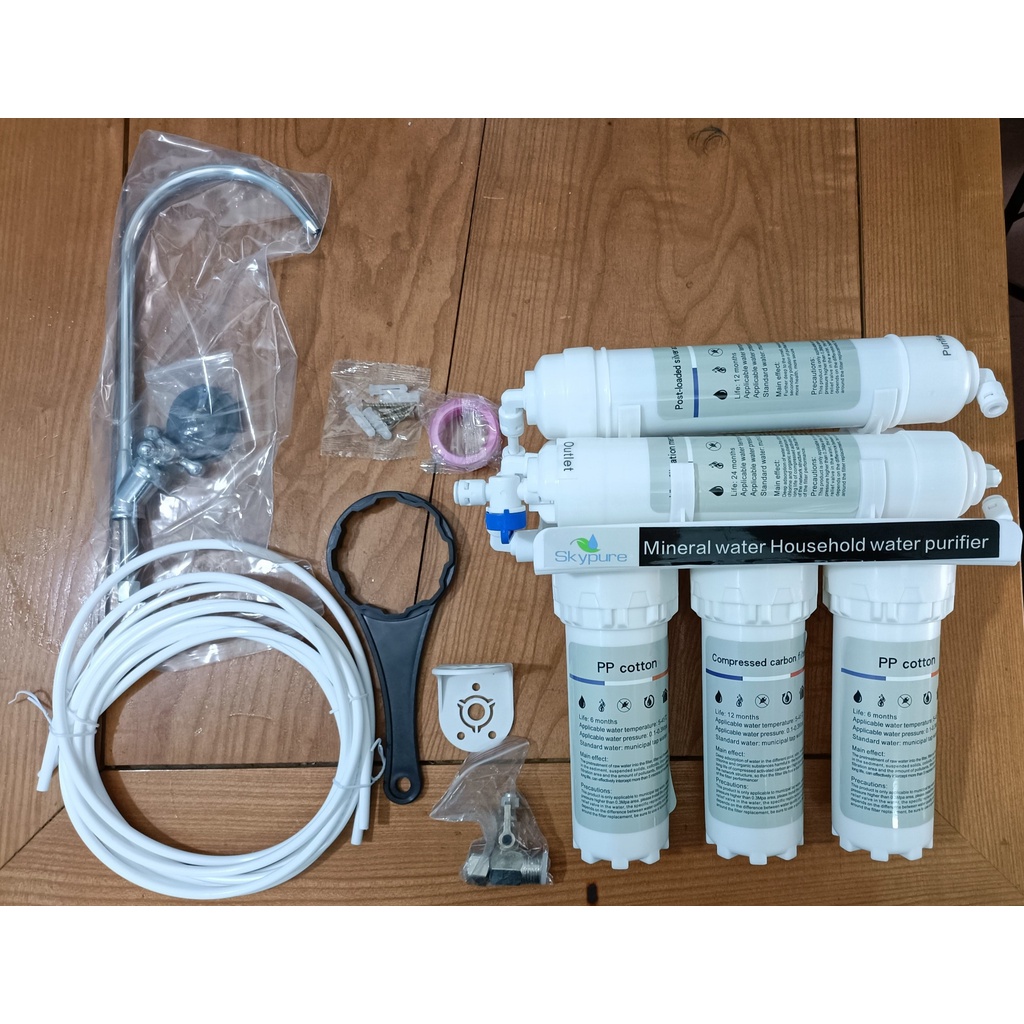 Máy lọc nước Skypure YL-8 ABS màng lọc UF, than hoạt tính. Không cần sử dụng điện, an toàn. Bảo hành 12 tháng