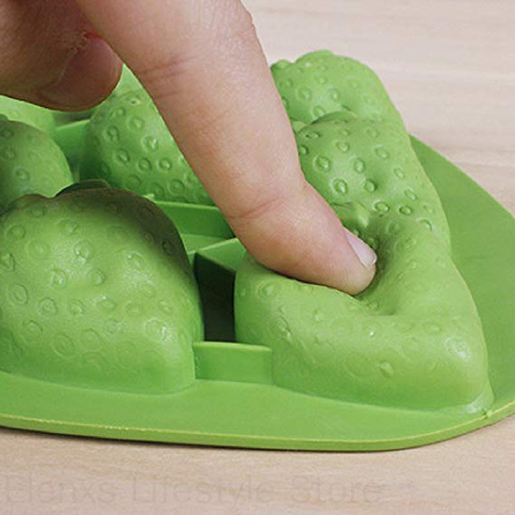 Khuôn Silicon Làm Đá / Sô Cô La Hình Trái Dâu Đáng Yêu