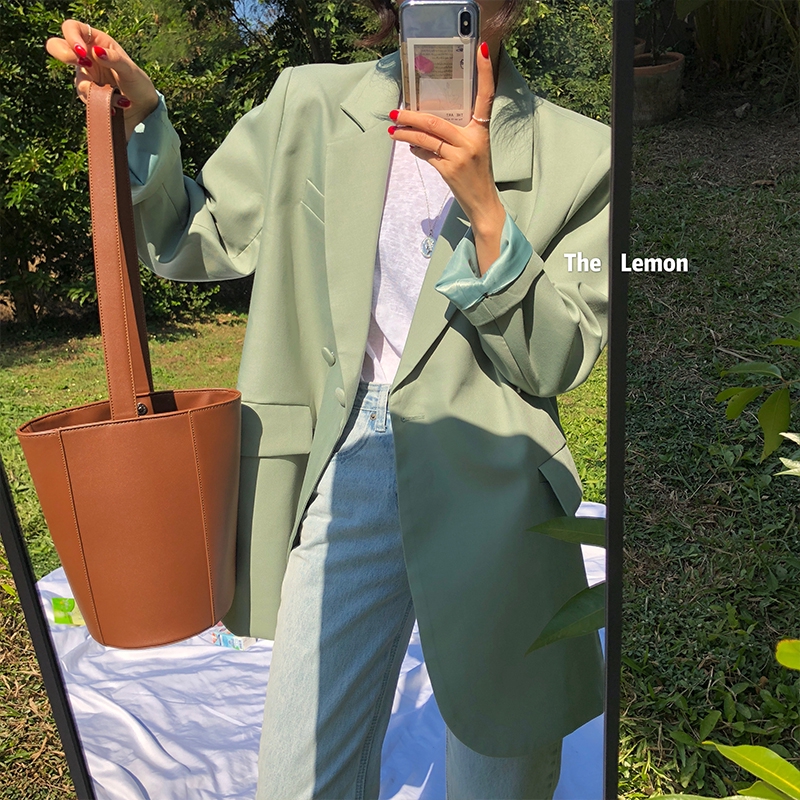 Áo khoác vest dáng rộng phong cách Hàn Quốc thanh lịch | BigBuy360 - bigbuy360.vn