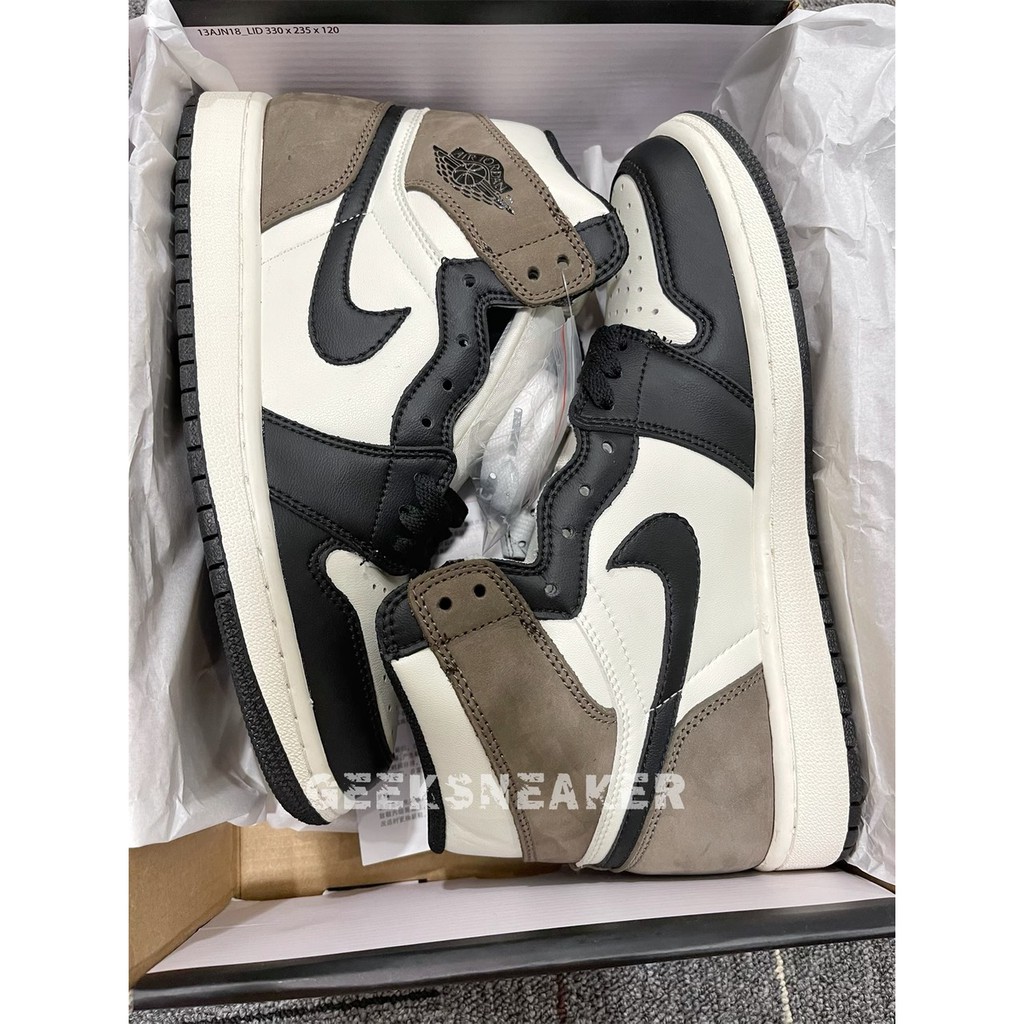 [GeekSneaker[ Giày Jordan 1 Dark Mocha - Phiên bản tiêu chuẩn