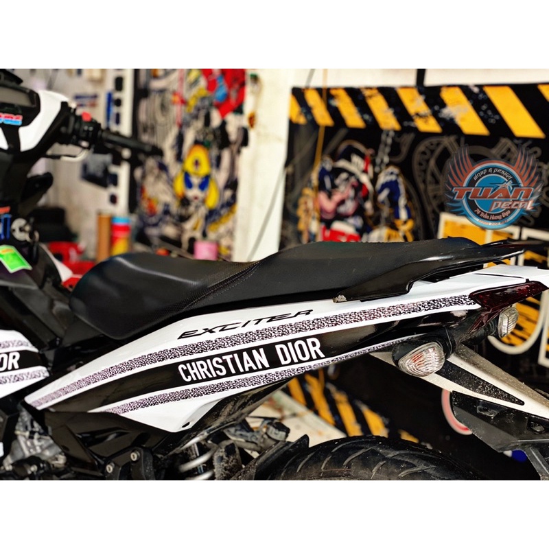 Tem xe DIOR cho ex150 màu trắng