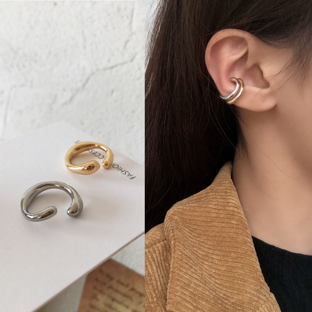 1 Khuyên Kẹp Vành Tai Bằng Kim Loại Bóng Phong Cách Cá Tính