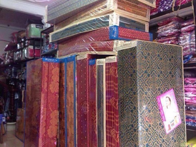 Đệm xốp ép giầy 7 phân gấp 3 kt 1m6 x2m rẻ vô địch