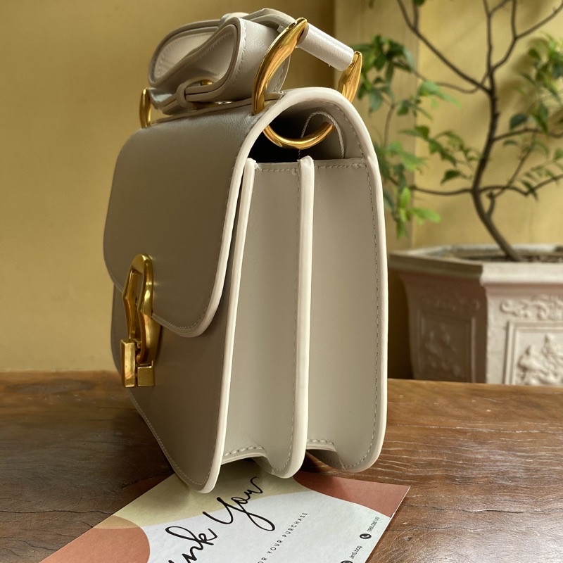 Túi xách nữ đi làm\đi chơi khoá cài kim loại chất da cao cấp- LOLI | BigBuy360 - bigbuy360.vn