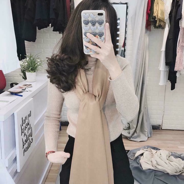 Khăn hồng + đỏ của e Hoa