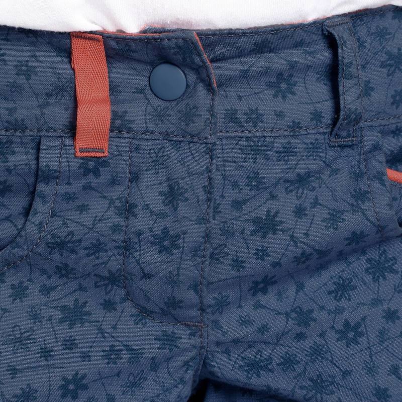 Quần short leo núi dã ngoại Decathlon QUECHUA Hike 500 cho bé gái - Họa tiết xám size 2 Tuổi