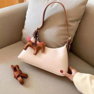 toiyeuhanoi- TÚI KẸP NÁCH MÓC NGỰA QUAI DA TONE NÂU SIÊU HOT