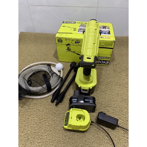 Máy rửa xe pin ryobi 18v